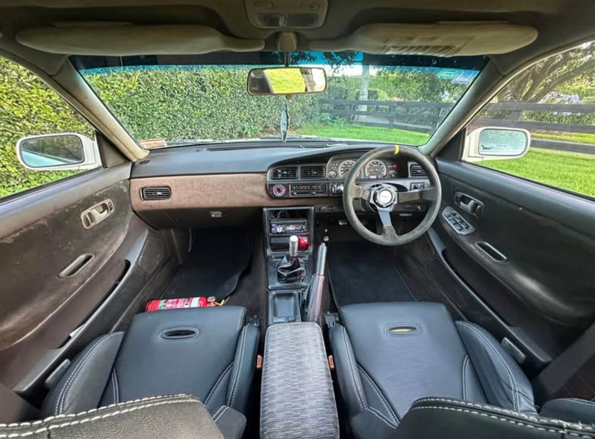 1990 Nissan Laurel C33 RB25DET